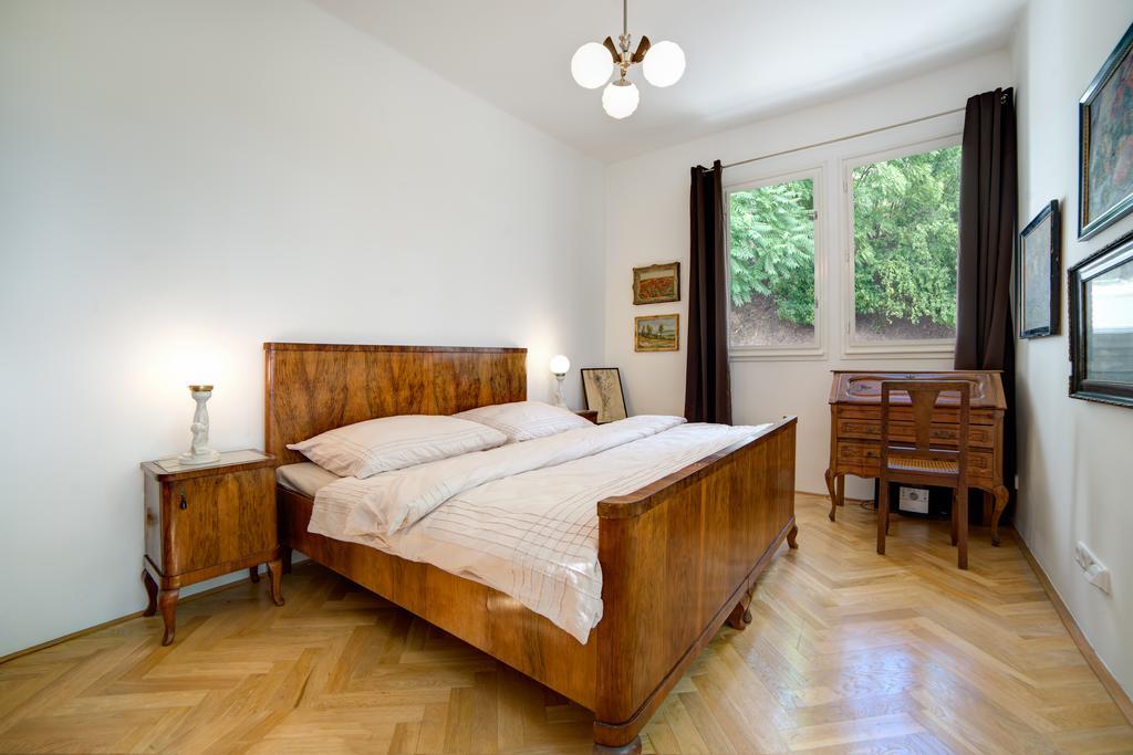 Nosislav Apartments Extérieur photo