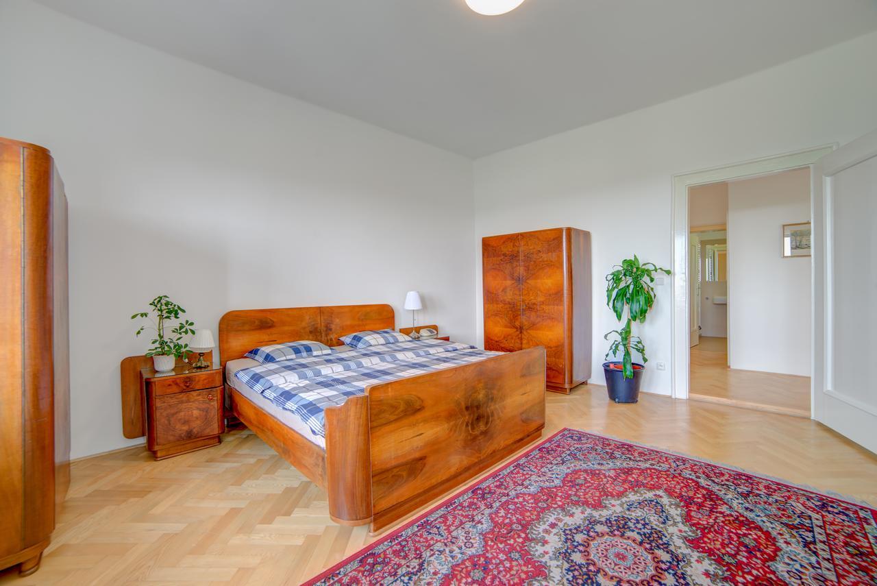 Nosislav Apartments Extérieur photo