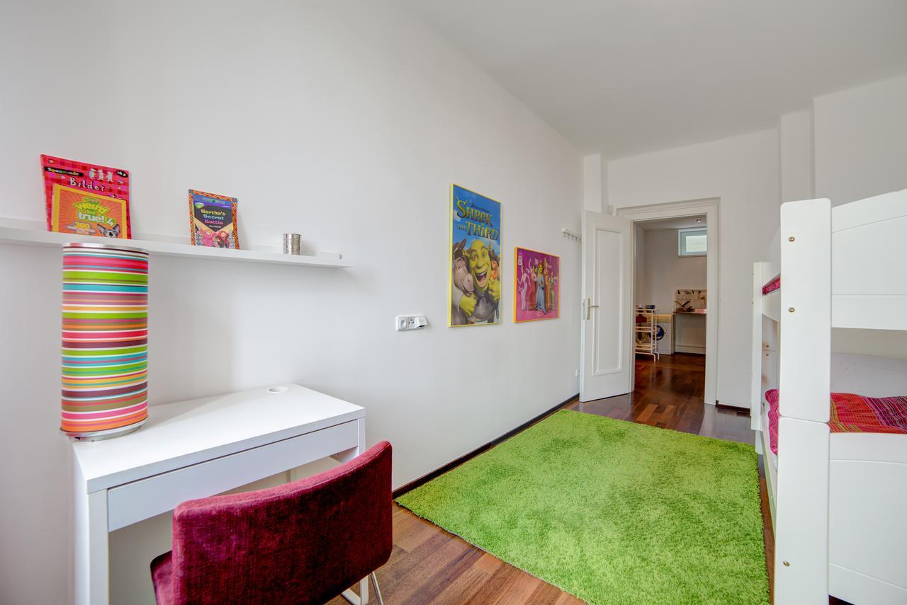 Nosislav Apartments Extérieur photo